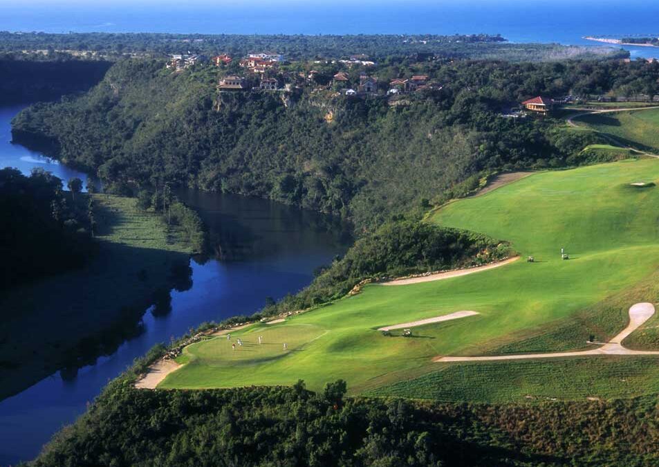 Teeth of the Dog vs. Dye Fore: Which course is right for you?