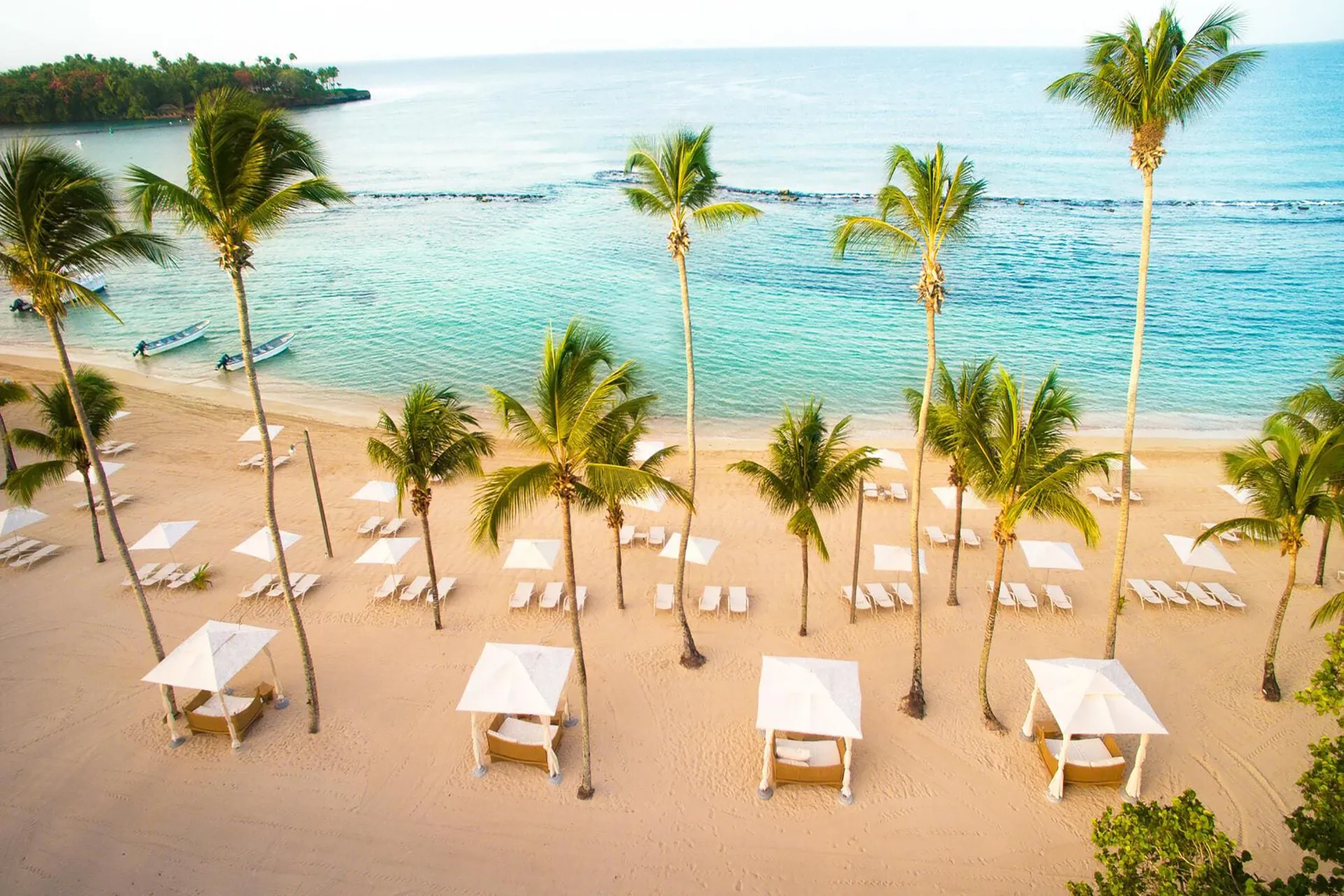 Minitas Beach at casa de campo resort – private white sand beach with cabanas La Romana