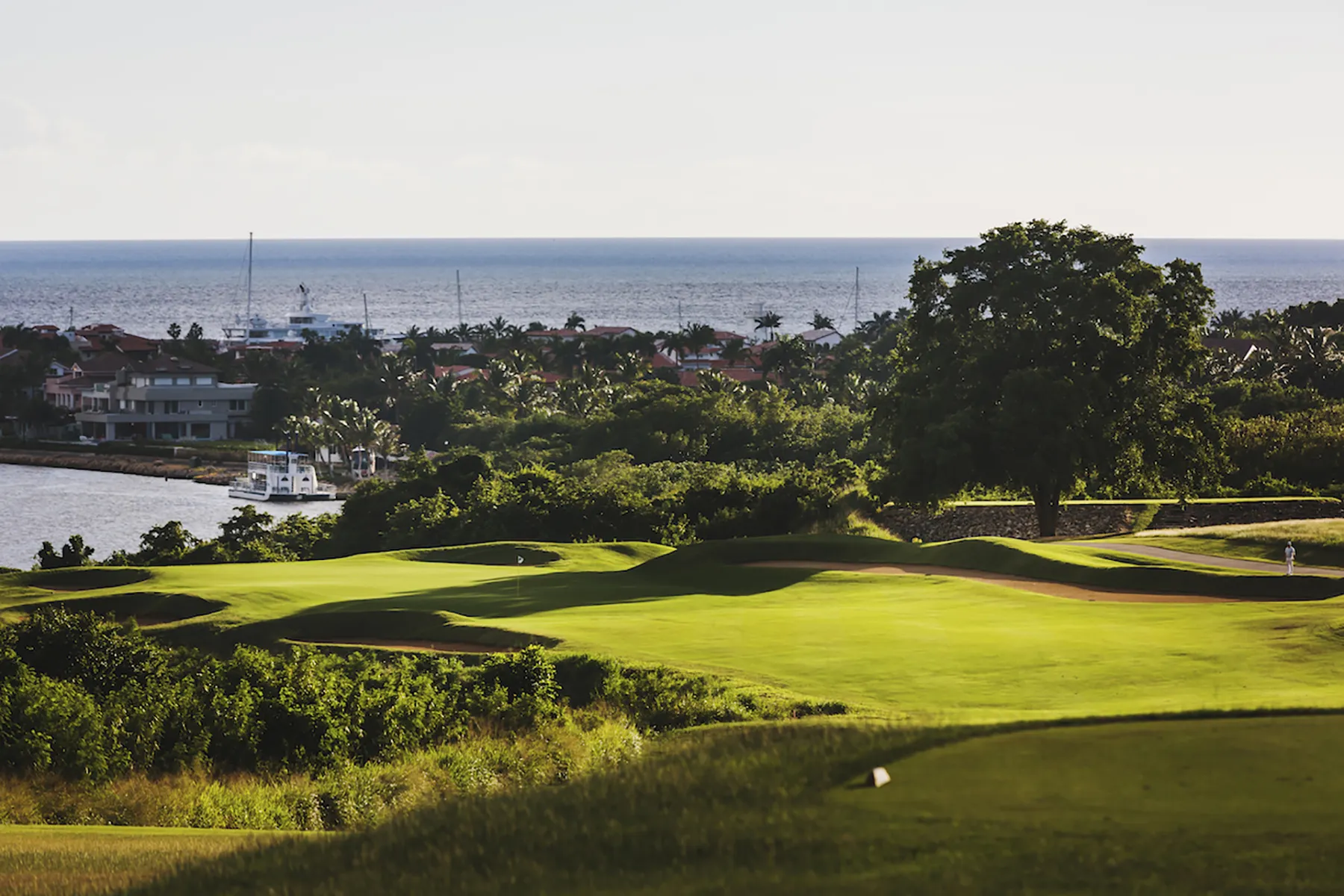 Dye Fore golf course green with dramatic cliff views at Casa de Campo