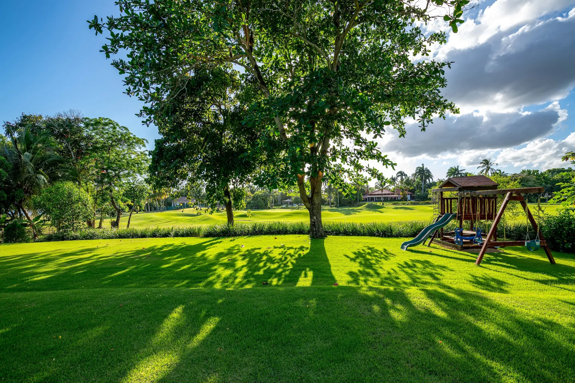 Las Palmas villa – golf view casa de campo rental near marina