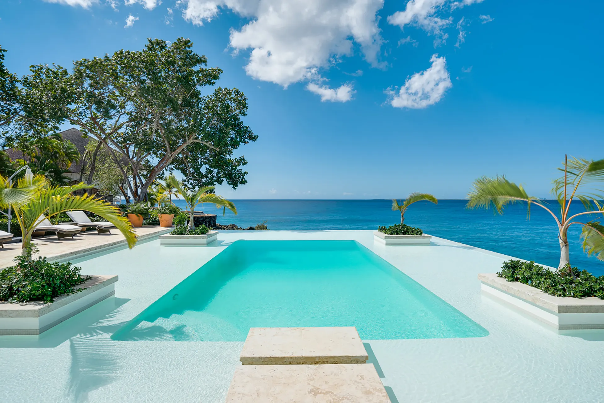 Punta Águila 10 private villa with Caribbean Sea views at Casa de Campo