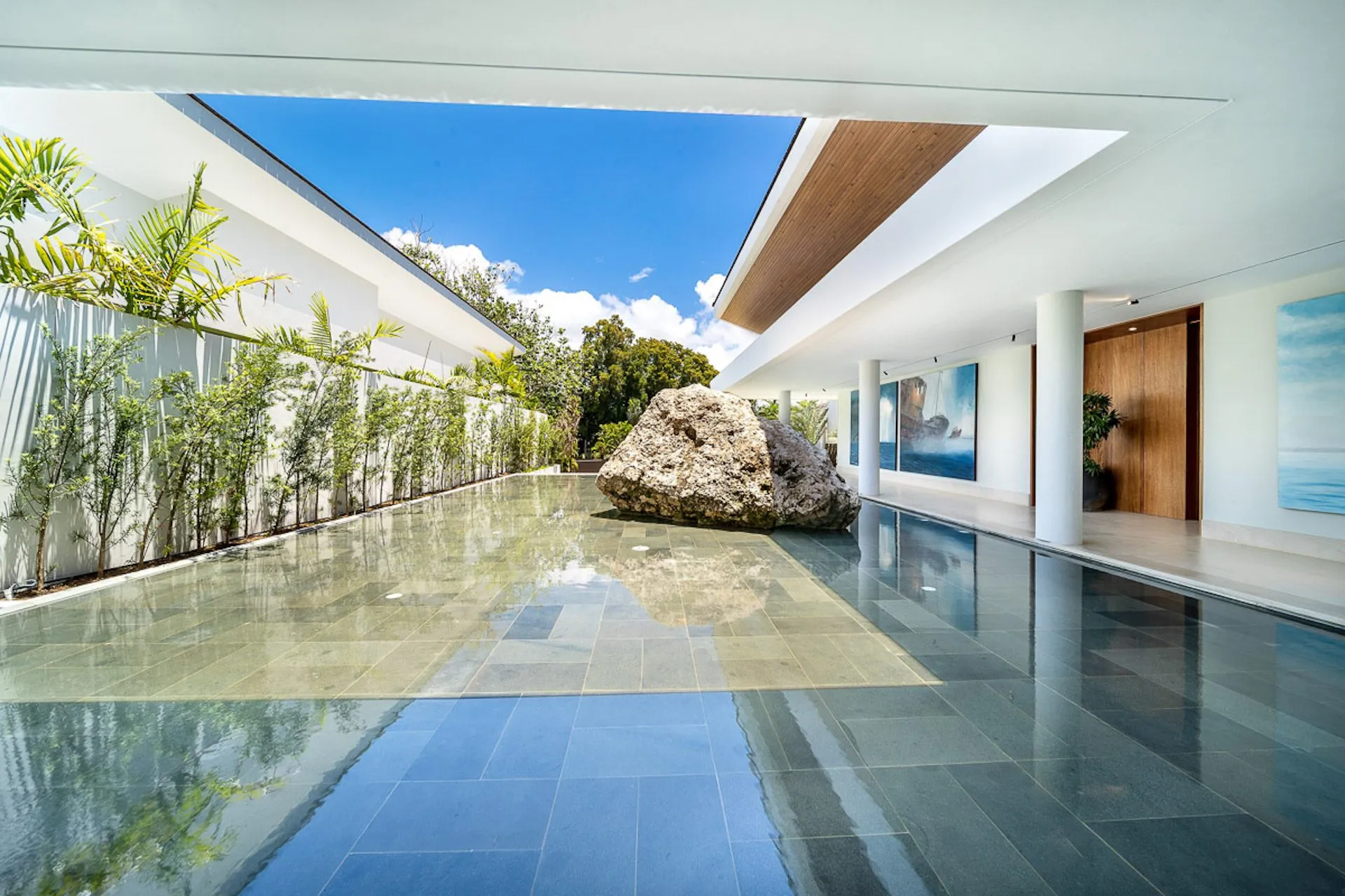 Sun deck and infinity pool at Villa Punta Águila 22 — Caribbean Paradise Homes