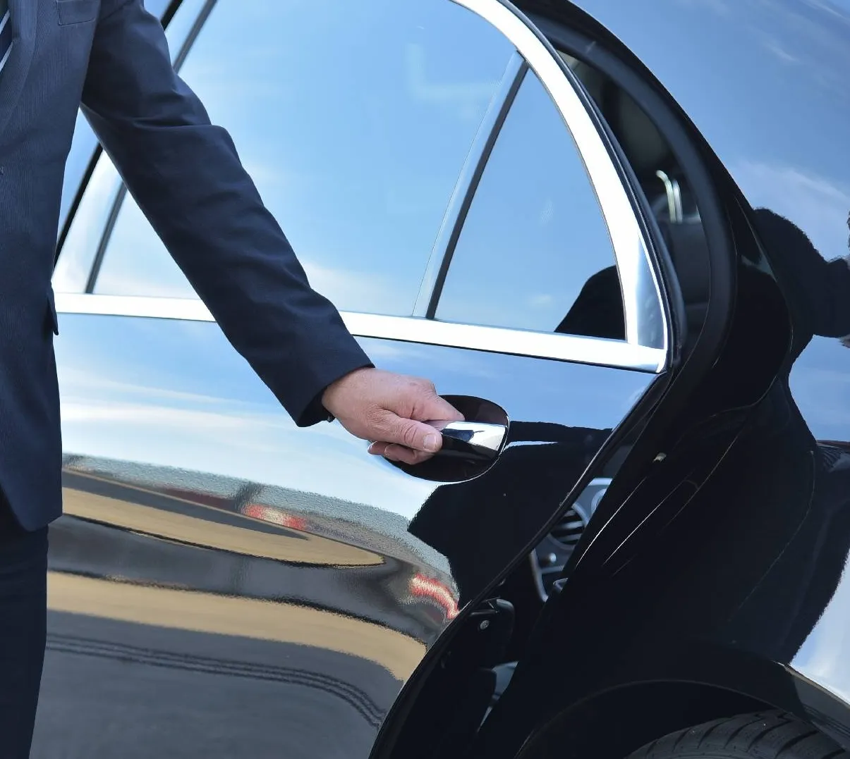Private driver airport transfer to Casa de Campo
