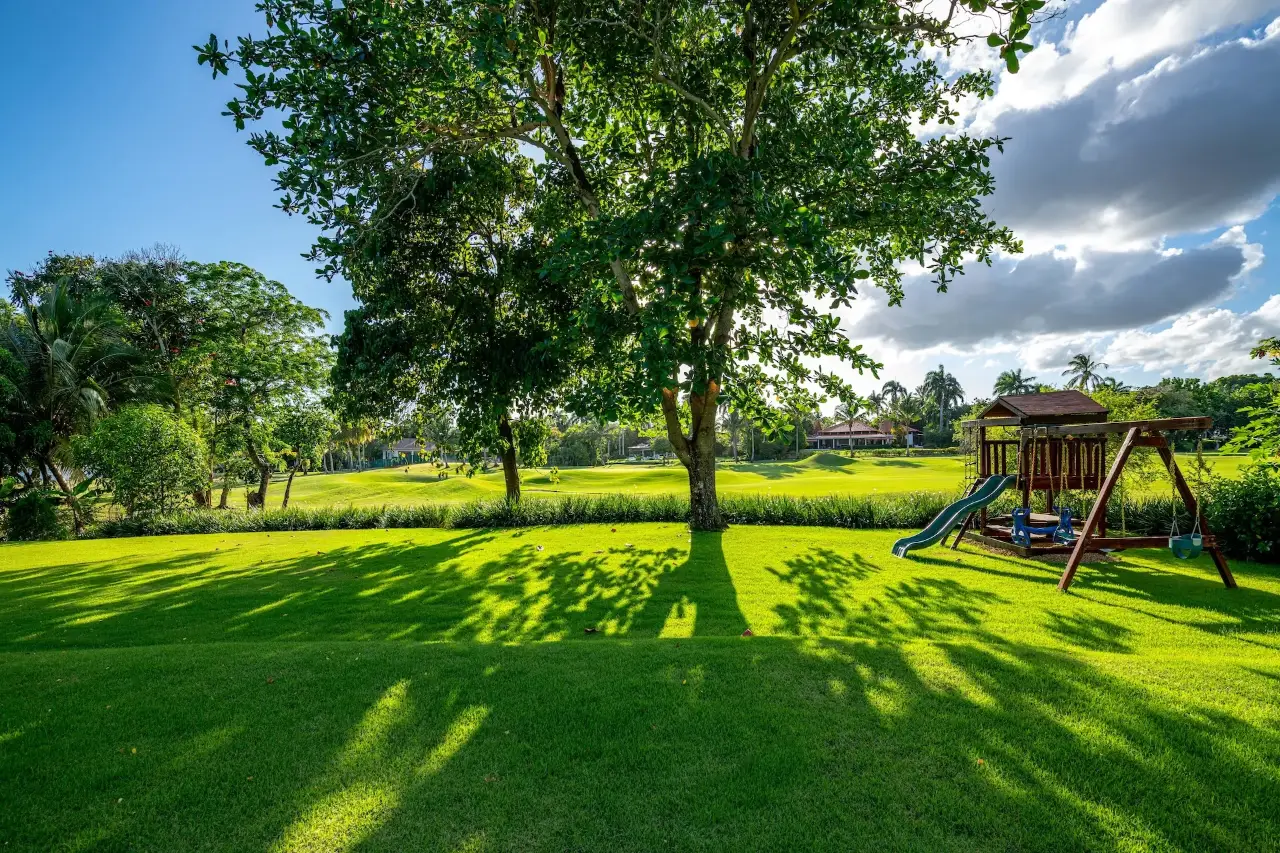 Las Palmas villa – golf view casa de campo rental near marina