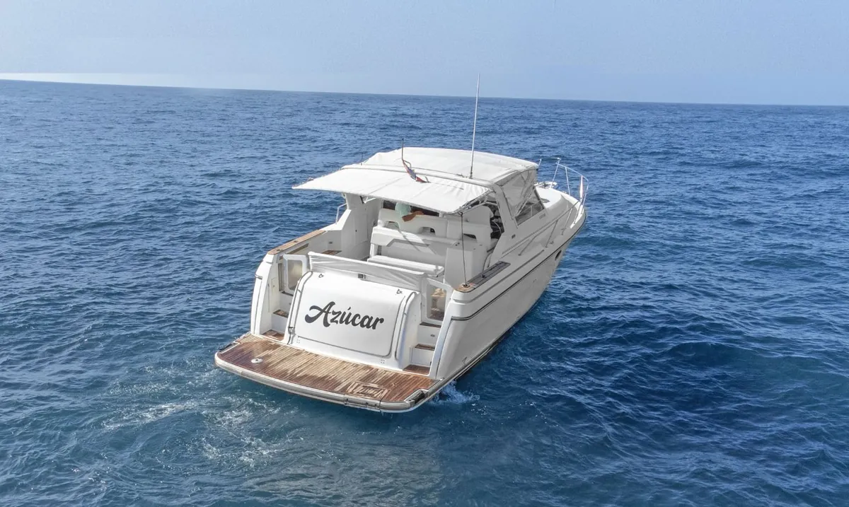 Azúcar yacht charter at Casa de Campo® Marina