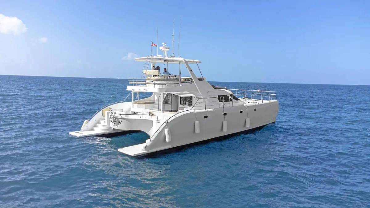 Liquid yacht charter at Casa de Campo® Marina